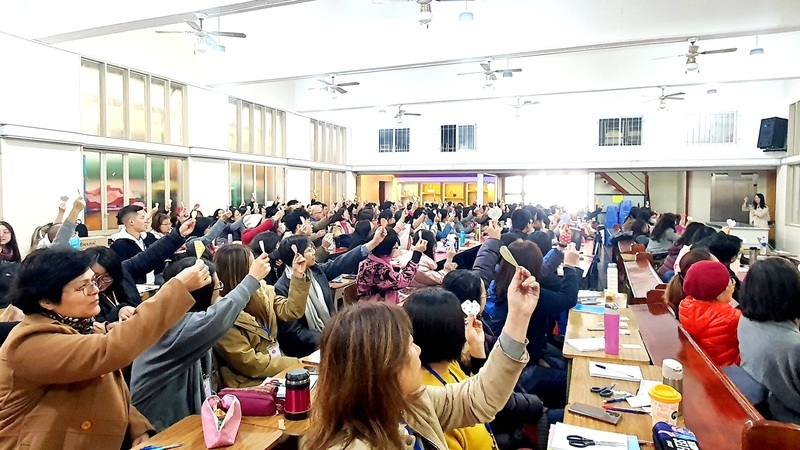 Hội thảo dành cho giáo viên người Hoa ở thủ đô Buenos Aires được diễn ra trong ba ngày liên tiếp, có tới 160 giáo viên người Hoa tham gia nhằm nâng cao trình độ giảng dạy tiếng Hoa. (Ảnh: CNA)