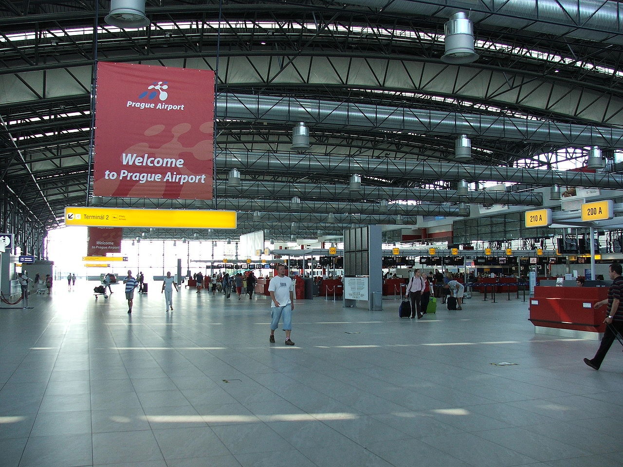 Từ ngày 30/7, du khách Đài Loan được phép sử dụng hệ thống thông quan tự động tại Sân bay Praha của Cộng hòa Séc. (Ảnh: Wikipedia)