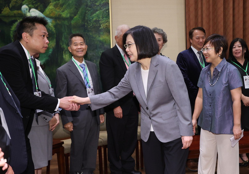 Ngày 17/9 Tổng thống Thái Anh Văn đã đón tiếp Nhóm cố vấn Hiệp hội hữu nghị thành viên Quốc hội Đài Loan-Thái Lan tại Phủ Tổng thống (Ảnh: CNA)